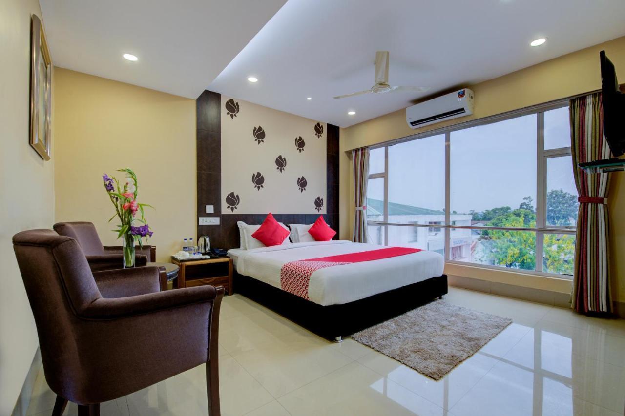 Central Courtyard Boutique Hotel Siliguri Luaran gambar