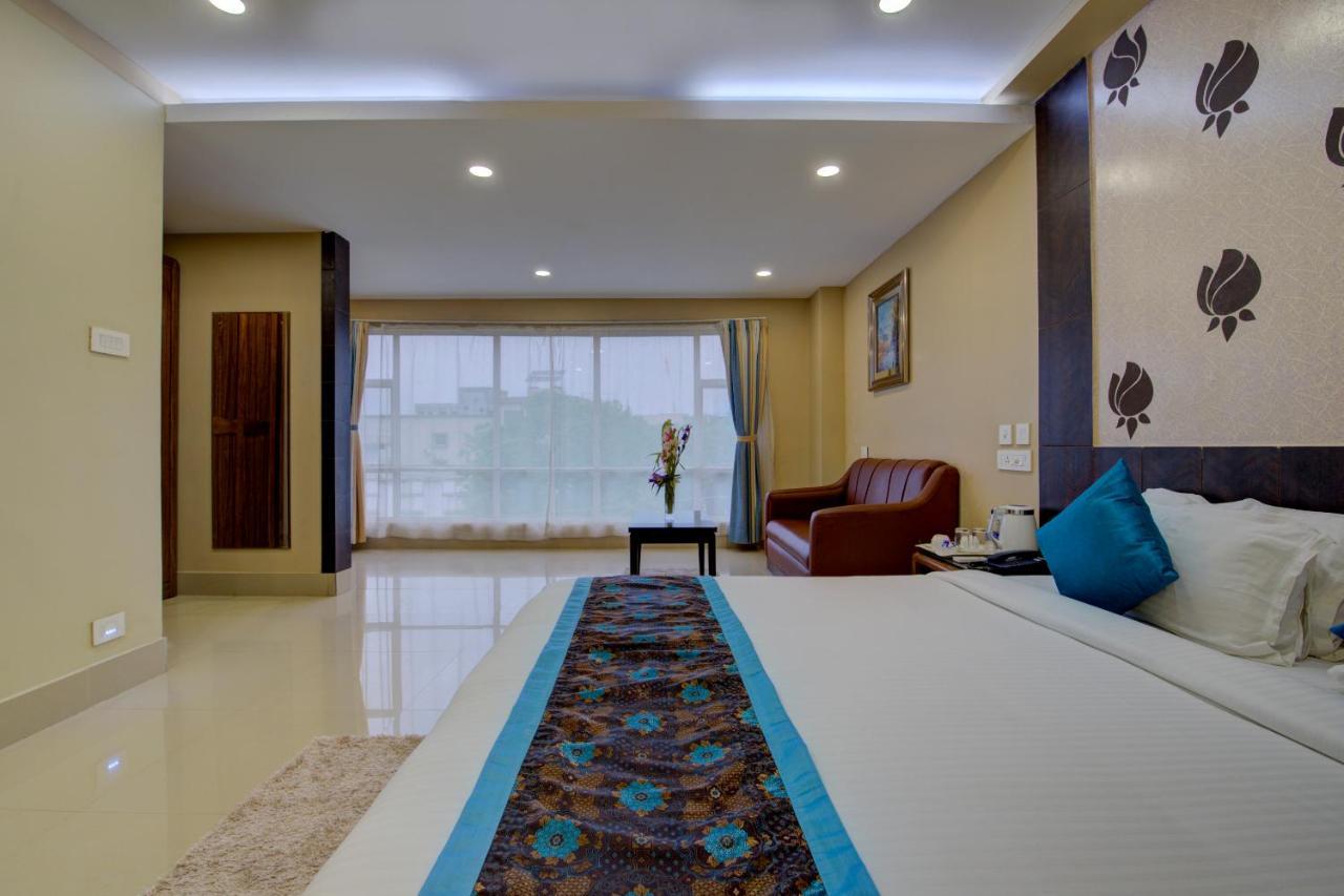 Central Courtyard Boutique Hotel Siliguri Luaran gambar