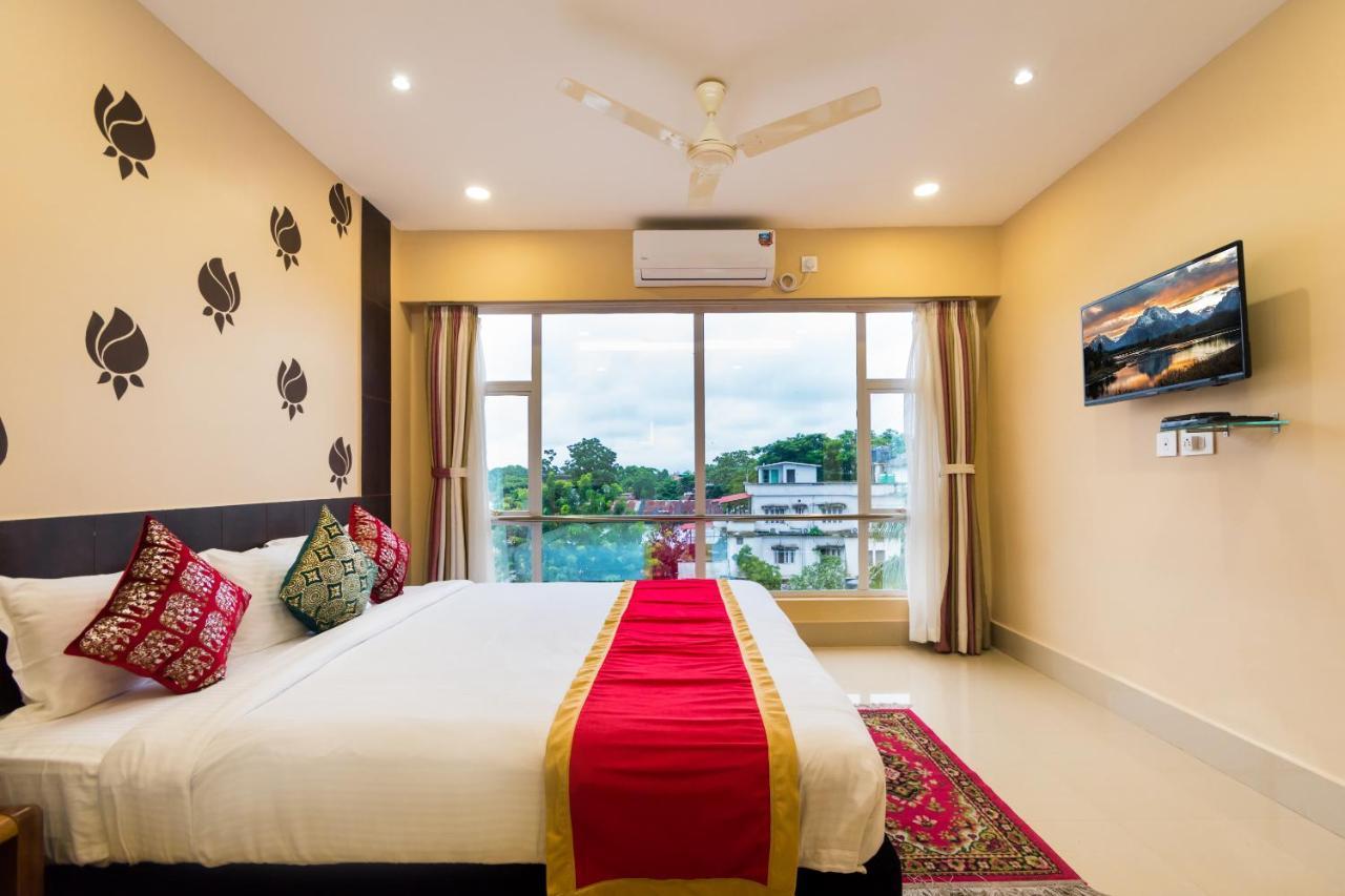 Central Courtyard Boutique Hotel Siliguri Luaran gambar