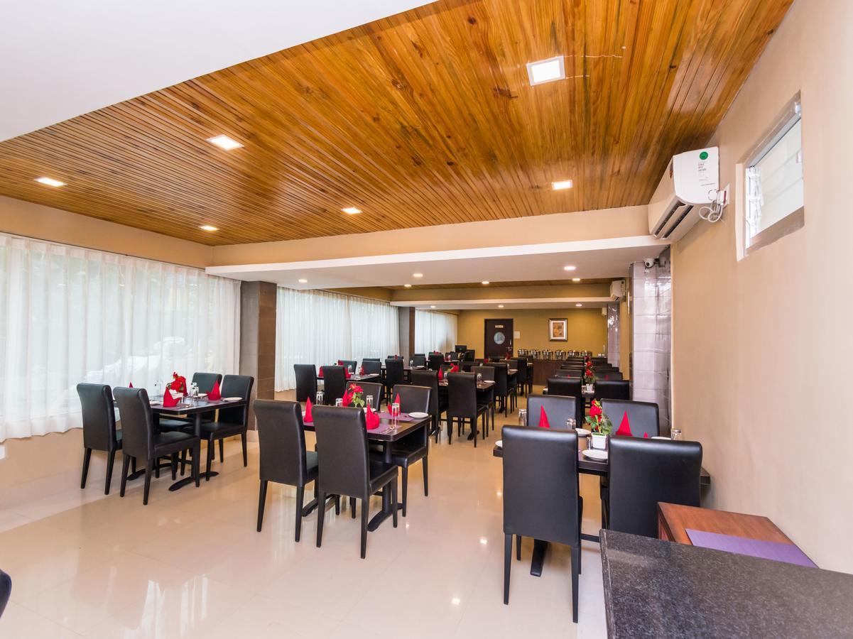 Central Courtyard Boutique Hotel Siliguri Luaran gambar